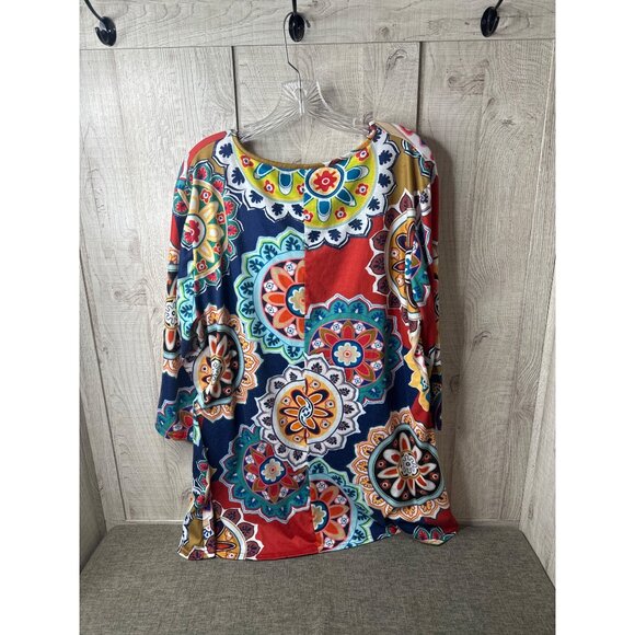 Womens Plus Size 2X V-Neck Tunic Top Multicolor Red Mandala Floral Print - Picture 2 of 6